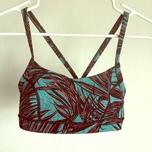 Lululemon Rise and Run sport bra 6
